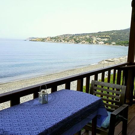 Lipsos Hotel Yeniliman Kültér fotó