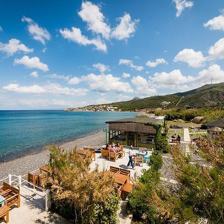 Lipsos Hotel Yeniliman Kültér fotó